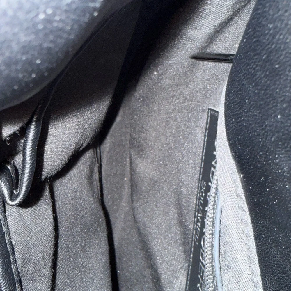 Elegant Black Quilted Messenger Bag